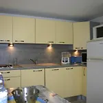 Holiday home Maison Avec Piscine, Proche Plage, Grand Jardin, - Fr-1-22-213